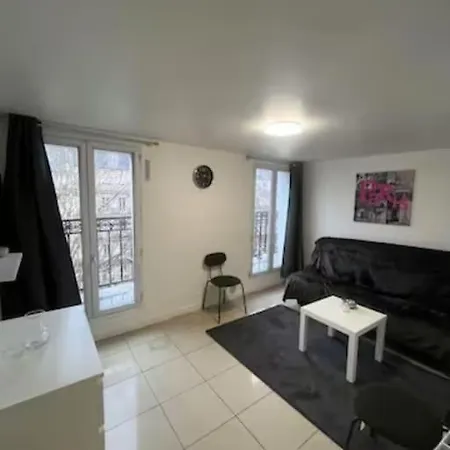 Grand - Montmartre - Republique - Anvers - 6 Pers Париж